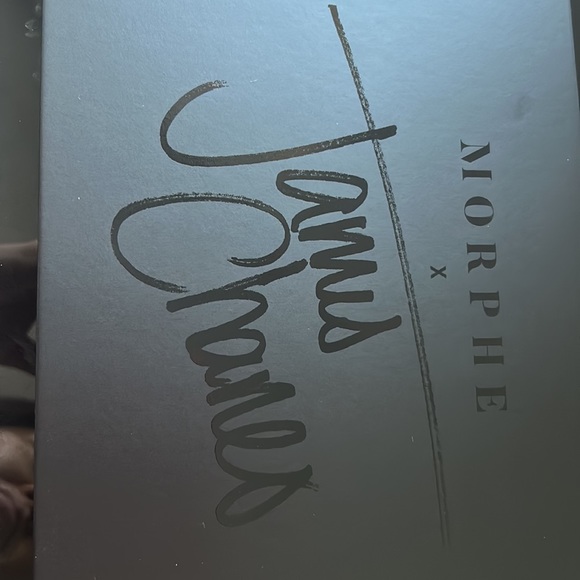 NEW Morphe X James Charles eyeshadow palette - Picture 4 of 8